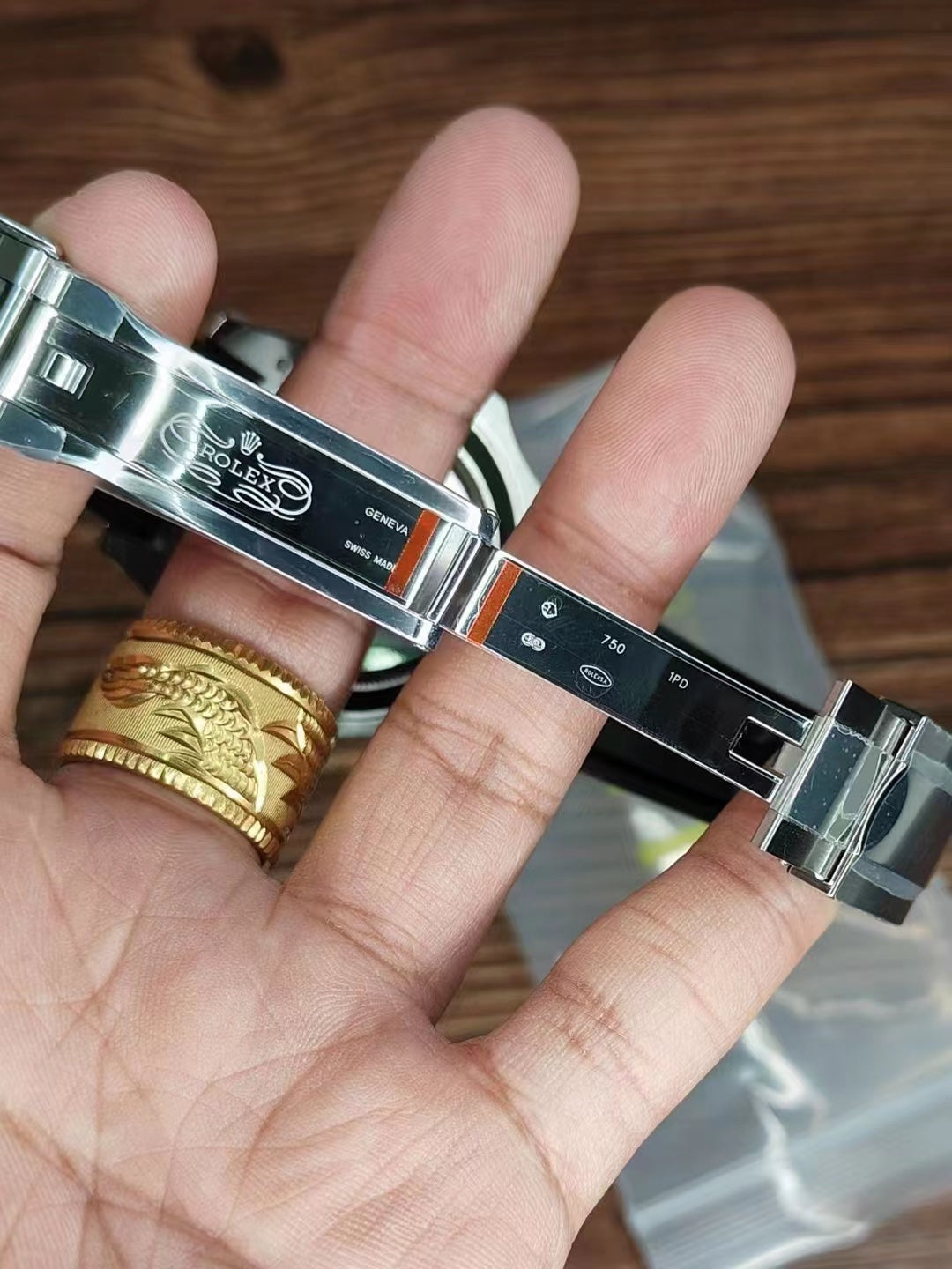 Rolex Sky-Dweller 42 - Black Silver (Black Rubber)