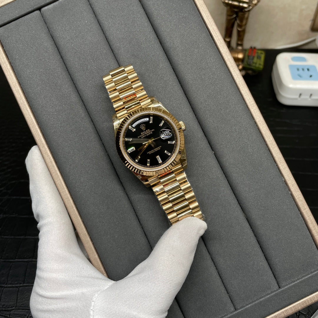 Rolex Day-Date 40 - Black Silver Yellow Gold