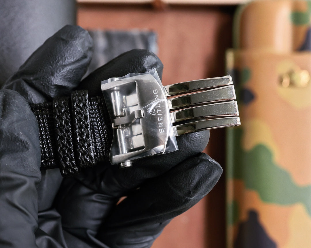 Chronograph -Black Ceramic White - Black Rubber - Quartz - 43mm