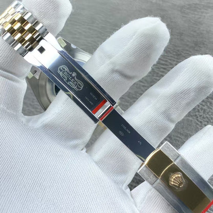 Rolex Oyster Perpetual Datejust 41 - Grey Green