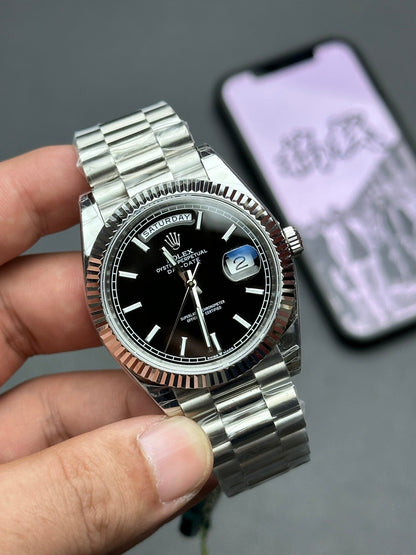 Rolex Submariner-style diver, black/white/colored variants