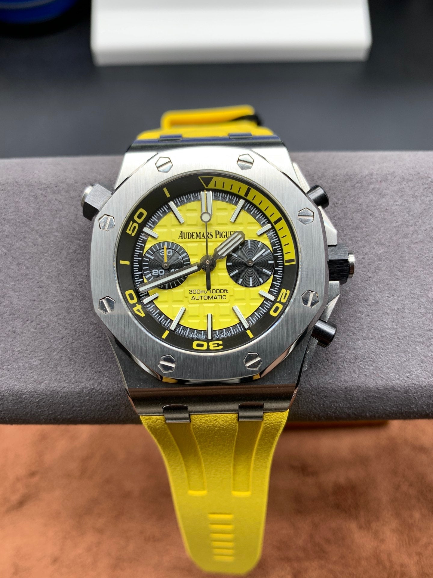 Chronograph -26703ST Yellow Black - Yellow Rubber -Automatic - 42mm