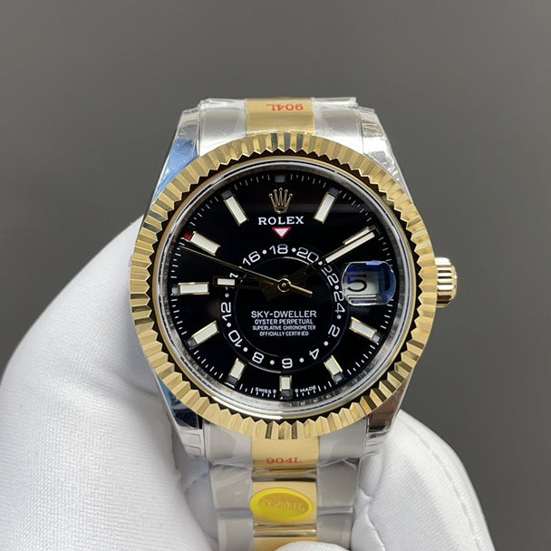 Rolex Sky-Dweller 42 - Black Silver Yellow Gold (Two-Tone)