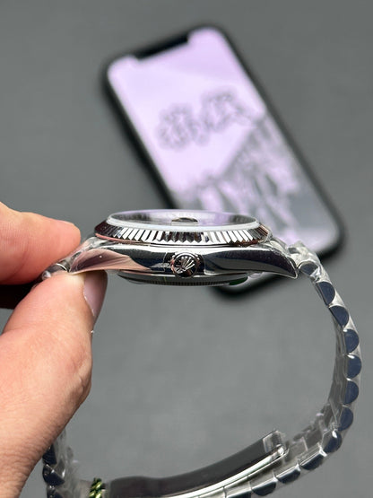 Rolex Submariner-style diver, black/white/colored variants