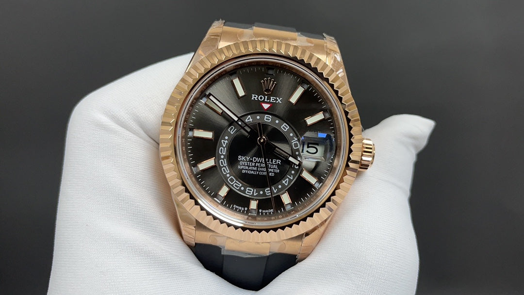 Rolex Yacht-Master 40/42, Everose gold on Oysterflex