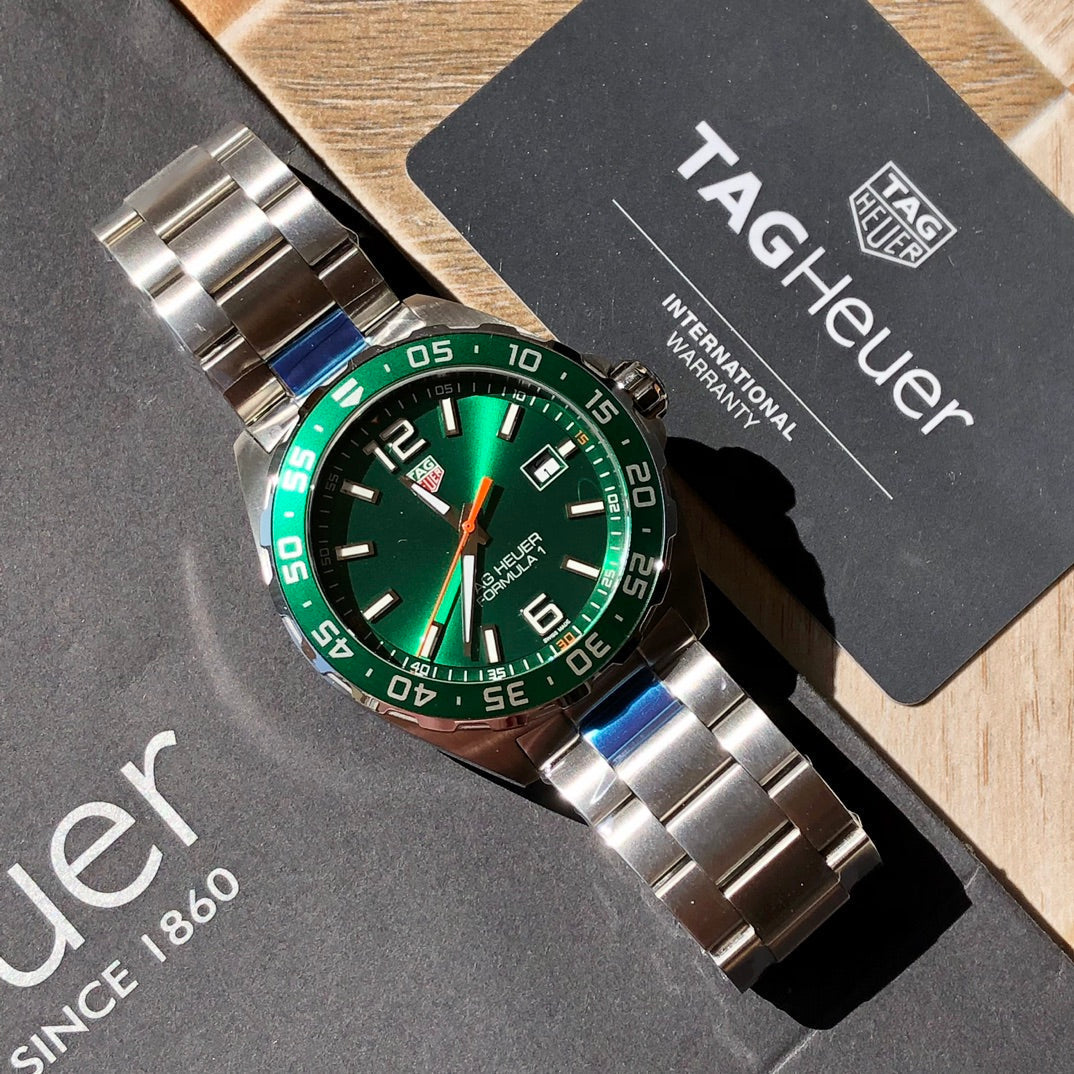 Green - White 904L steel - Quartz - 41mm