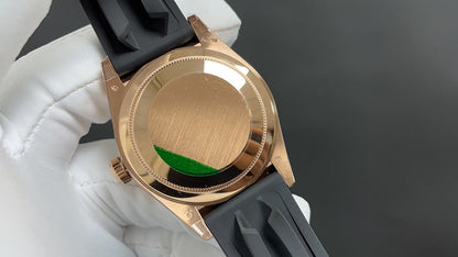 Rolex Yacht-Master 40/42, Everose gold on Oysterflex