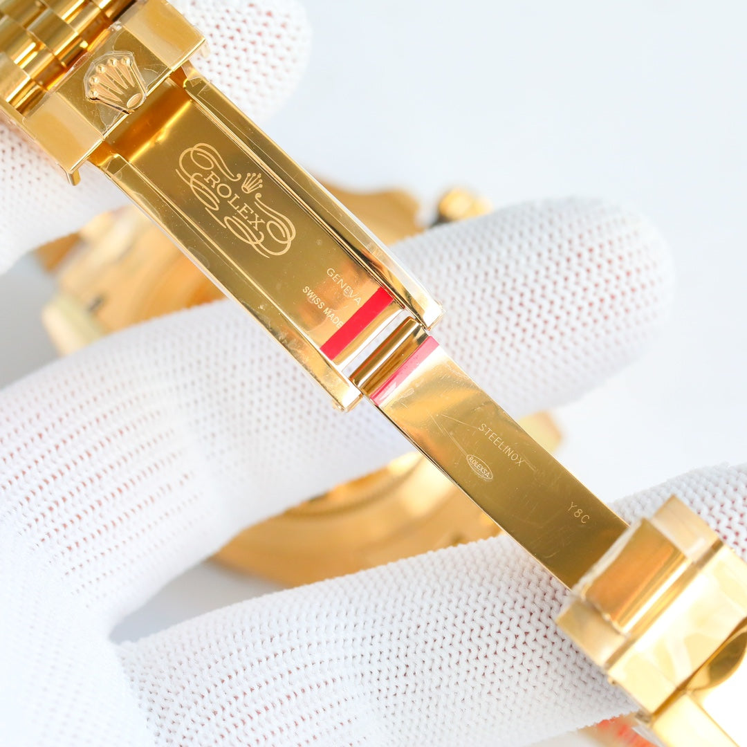 Rolex GMT-Master II, yellow Rolesor (steel & yellow gold)