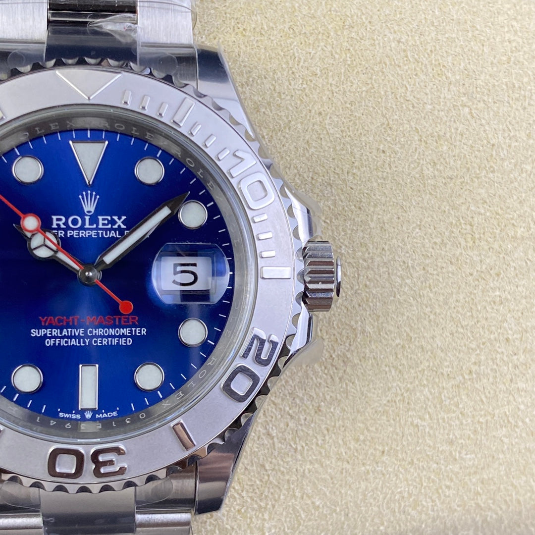 Rolex Submariner Date 40, blue dial & bezel