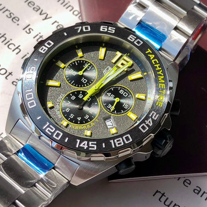 Chronograph - Yellow - 904L Steel - Quartz - 41mm
