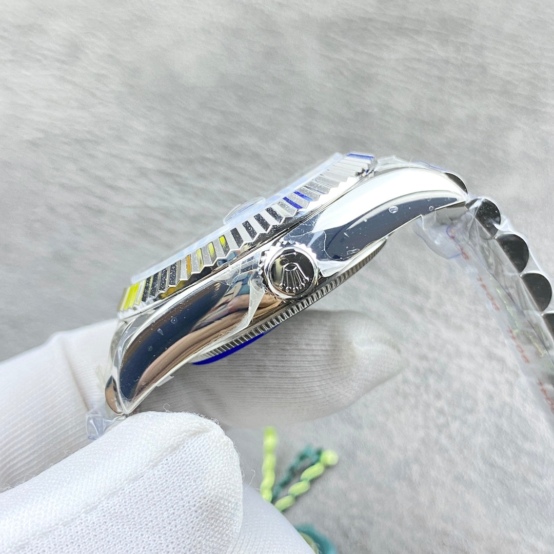 Rolex Sky-Dweller 42 - Blue Silver (White Steel)