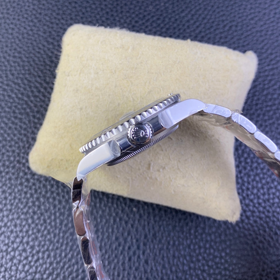 Rolex Oyster Perpetual Datejust 41 - Black