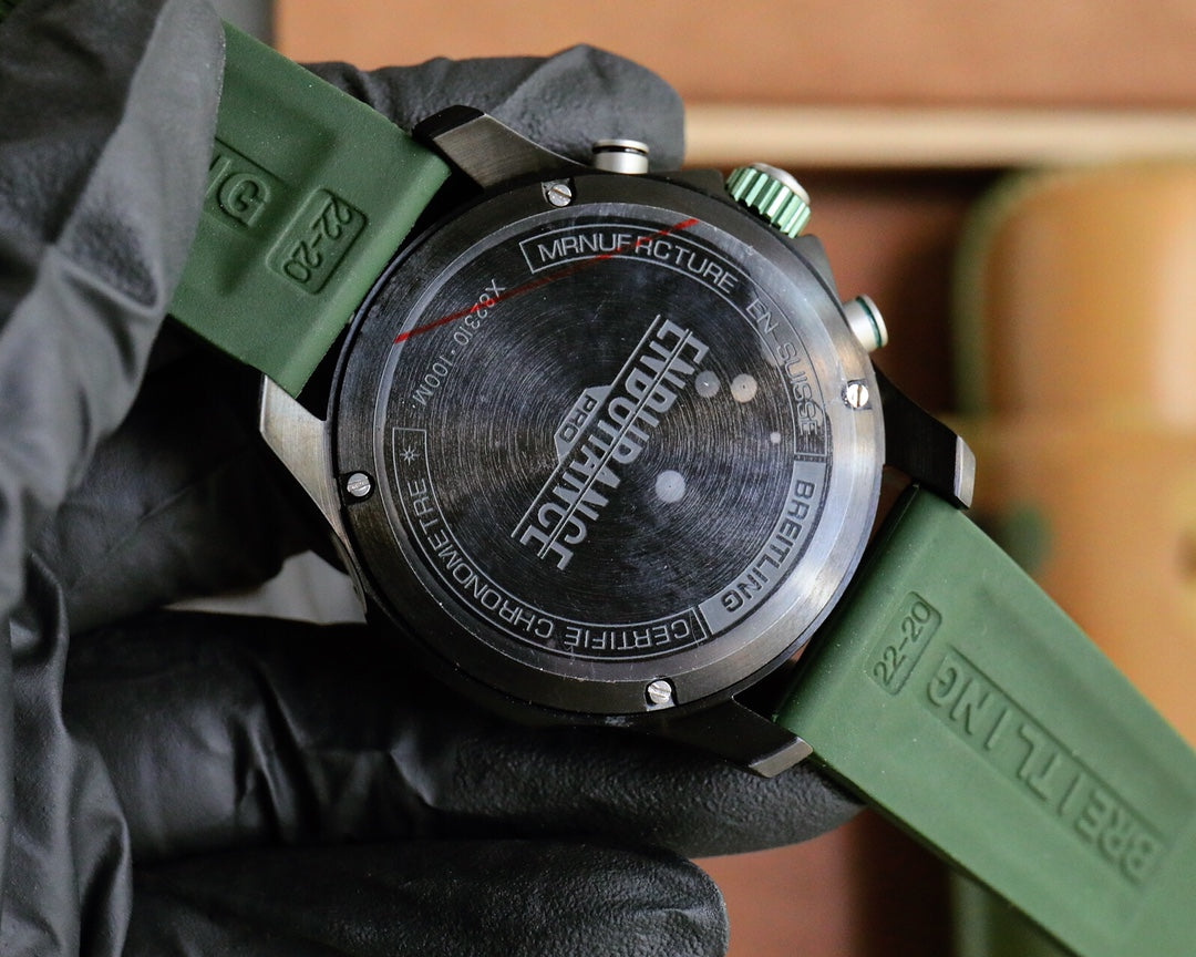 Chronograph - Black Ceramic Green- Green Rubber - Quartz - 43mm