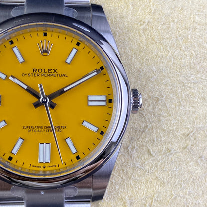 Rolex Oyster Perpetual Datejust 41, stainless steel, yellow dial / colored dial