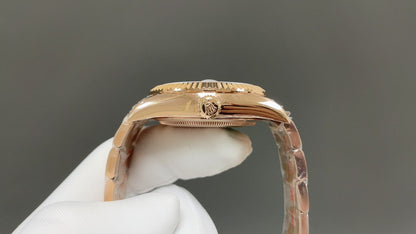 Rolex Yacht-Master 42, Everose with blue dial