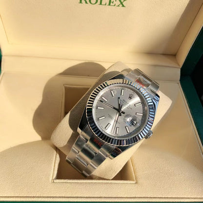 Rolex Oyster Perpetual Datejust 41, stainless steel, silver/white dial
