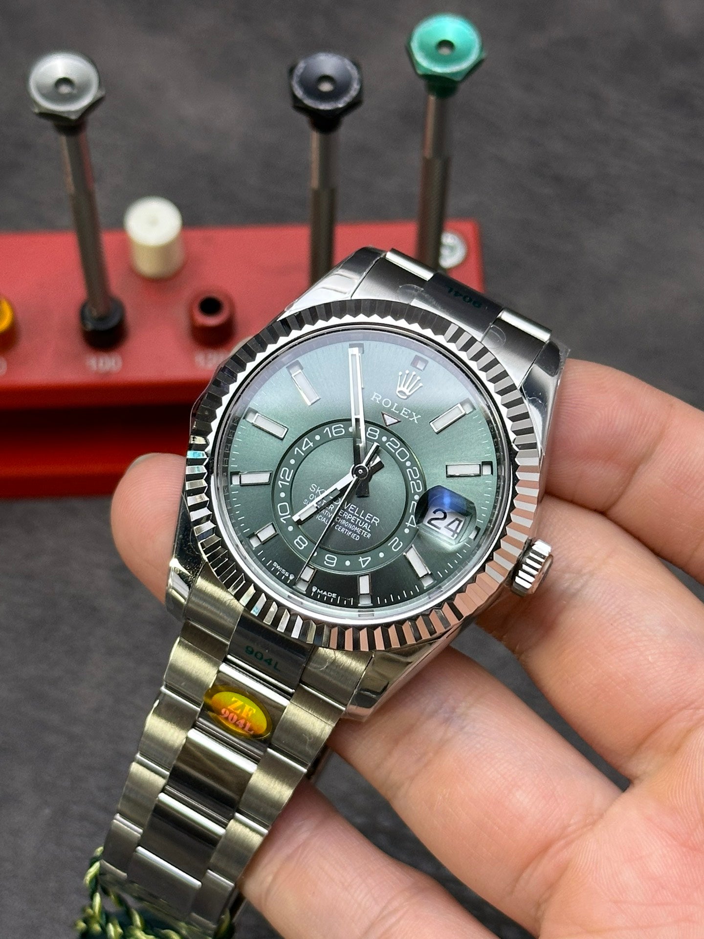 Rolex Yacht-Master 42, green & white