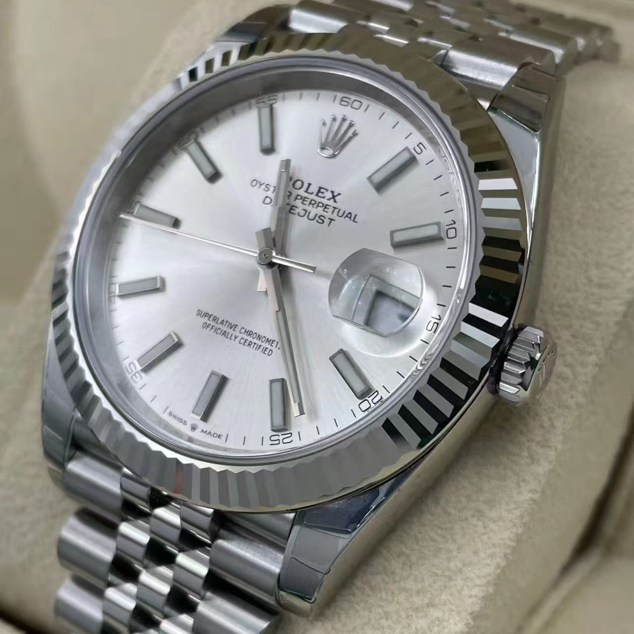 Rolex Oyster Perpetual 41, silver/white dial
