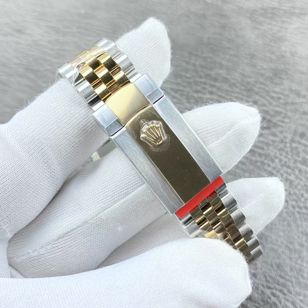 Rolex Oyster Perpetual Datejust 41 - Grey Green