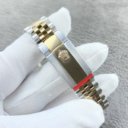 Rolex Oyster Perpetual Datejust 41 - Grey Green