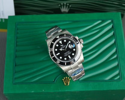 Rolex Oyster Perpetual Datejust 41 -Black