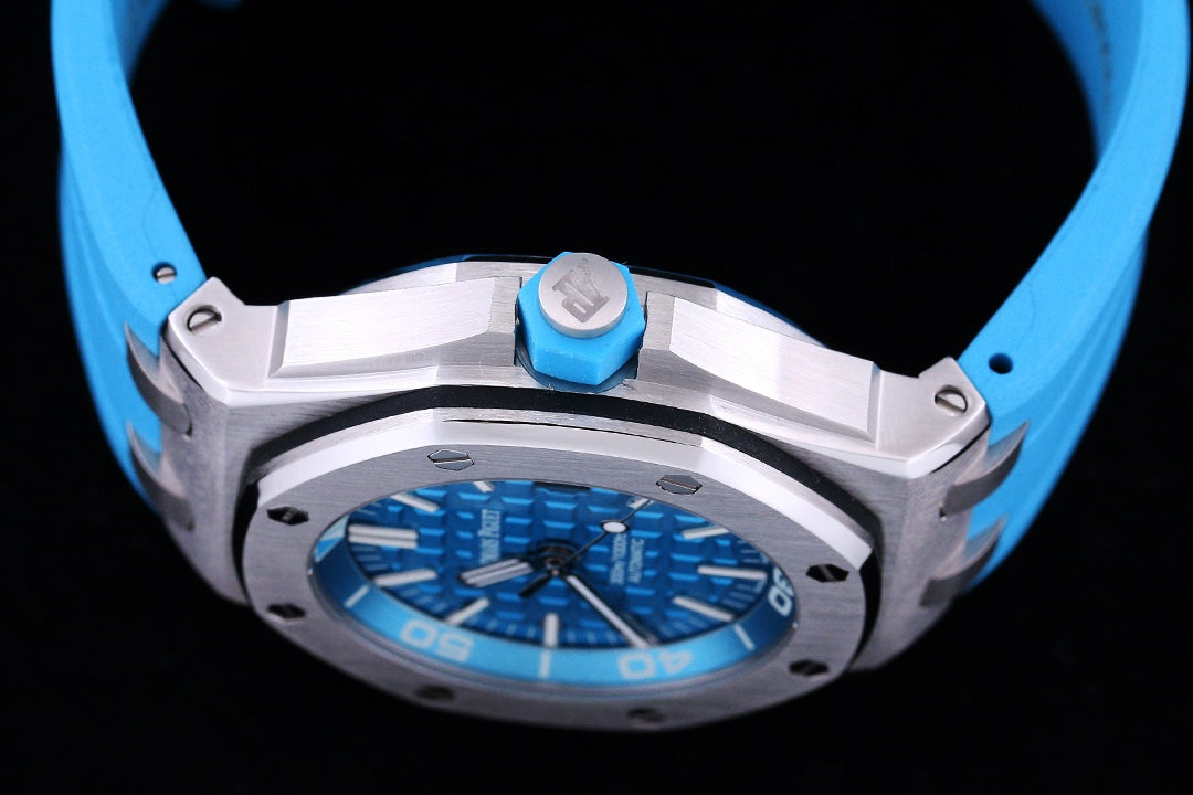 TOP!  - 316L Steel - Babyblue rubber - Automatic - 42mm