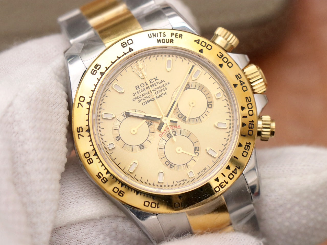 Rolex Cosmograph Daytona 40 - Yellow Gold