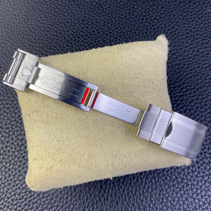 Rolex Submariner-style diver, black/white/colored variants