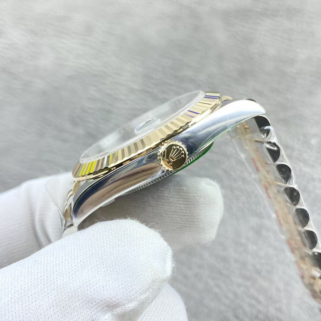 Rolex Oyster Perpetual Datejust 41 - Grey Green