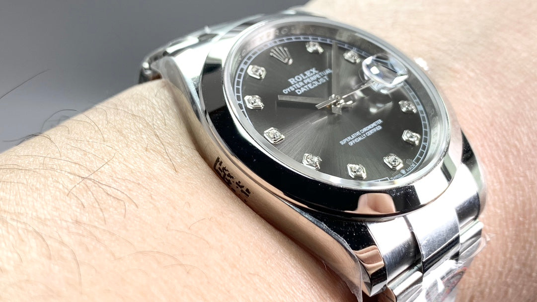 Rolex Oyster Perpetual Datejust 41, stainless steel, grey/silver dial