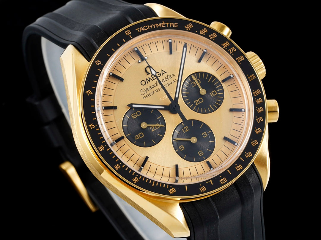 Chronograph -Yellowgold- Black Silver - Black Rubber- Automatic - 42mm