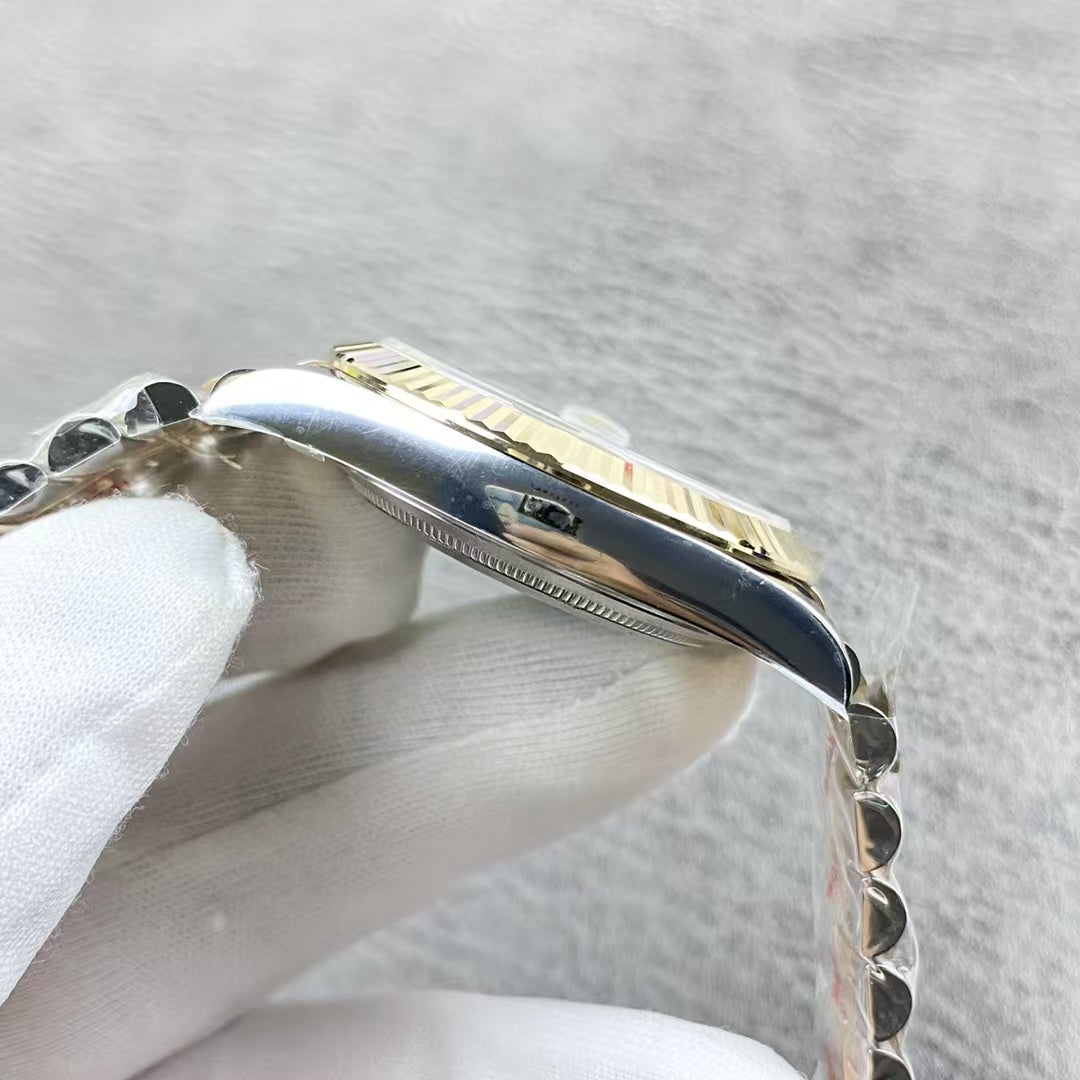 Rolex Oyster Perpetual Datejust 41 - Grey Green