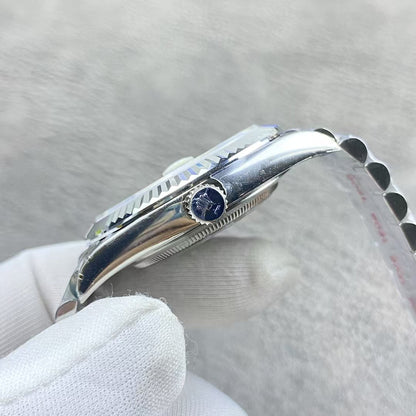 Rolex Oyster Perpetual Datejust 41, stainless steel, green dial