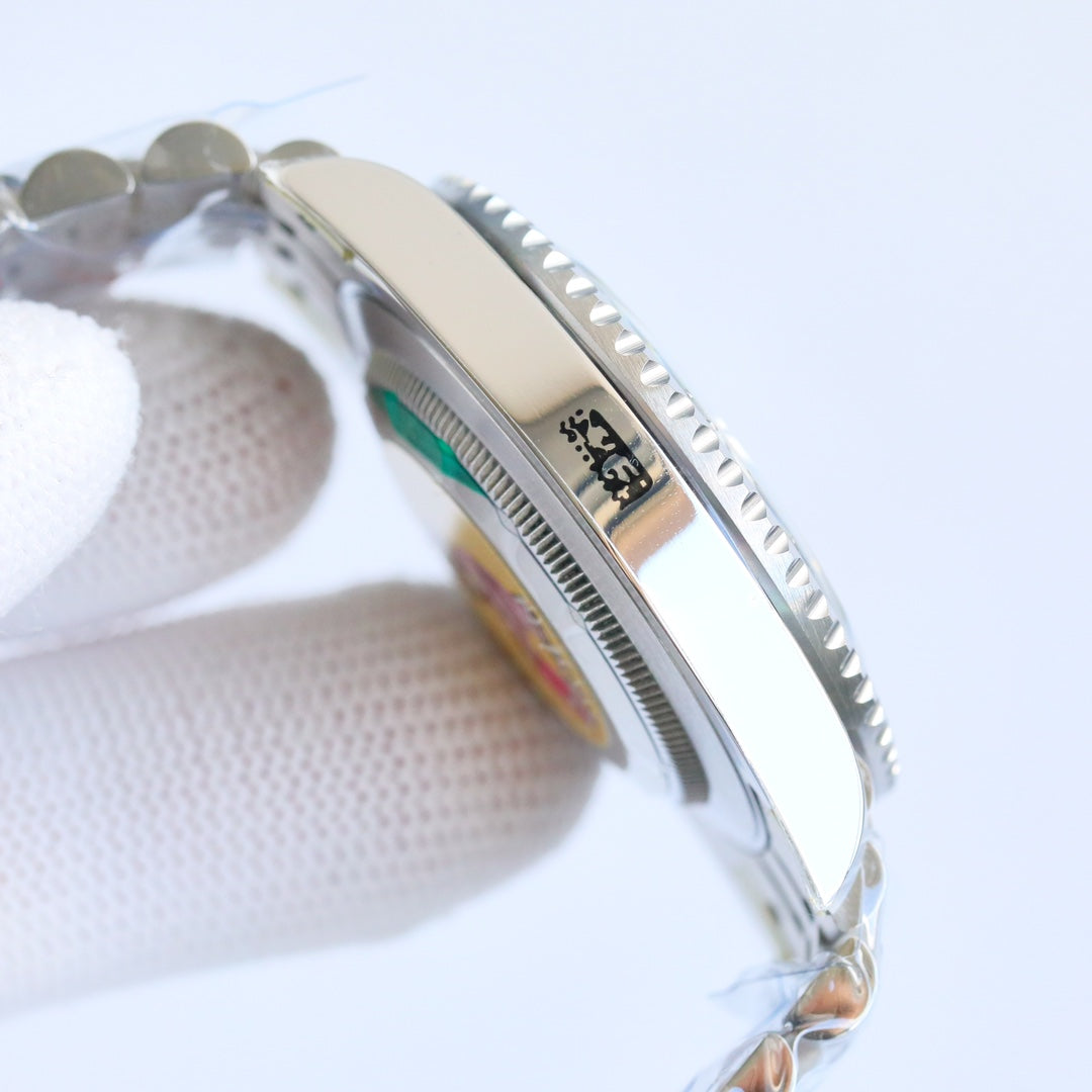 Rolex GMT-Master II, ref. 126720VTNR, left-handed green & black