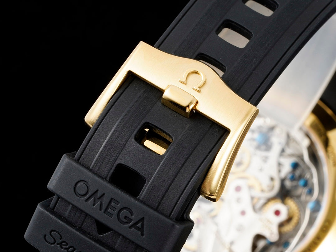 Chronograph -Yellowgold- Black Silver - Black Rubber- Automatic - 42mm