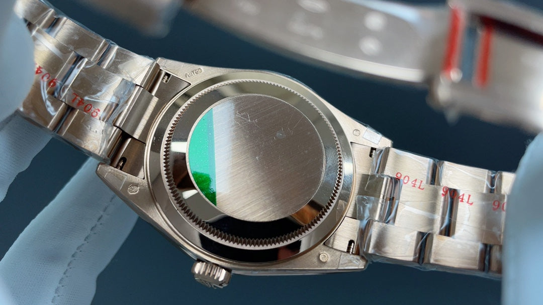 Rolex Yacht-Master 42, Everose with blue dial