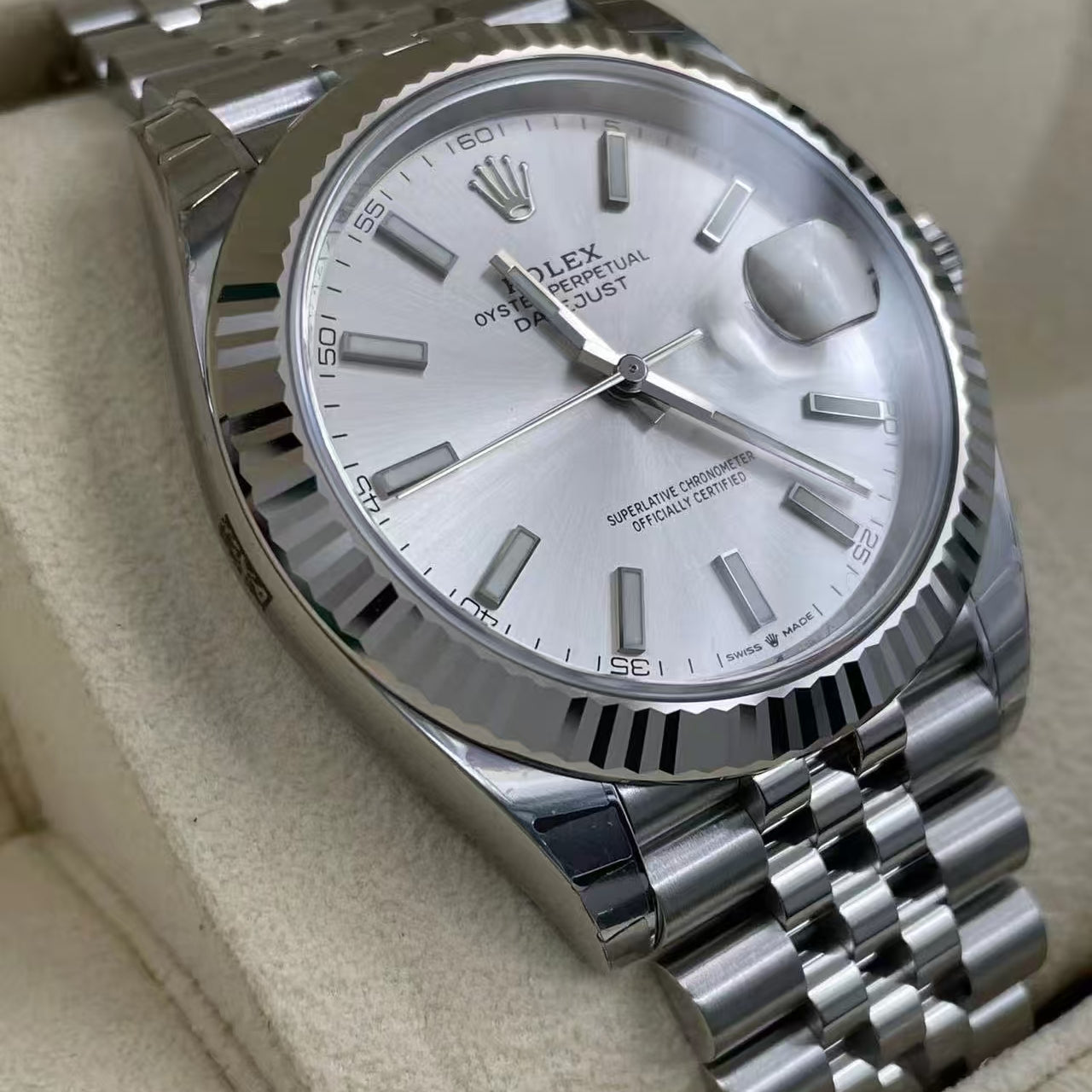 Rolex Oyster Perpetual 41, silver/white dial