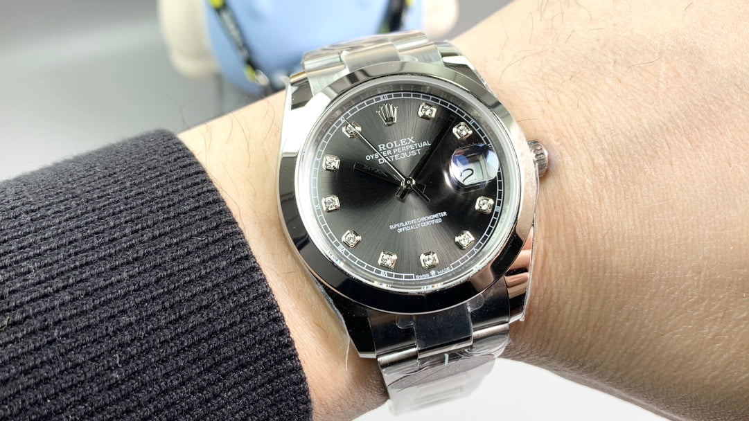 Rolex Oyster Perpetual Datejust 41, stainless steel, grey/silver dial