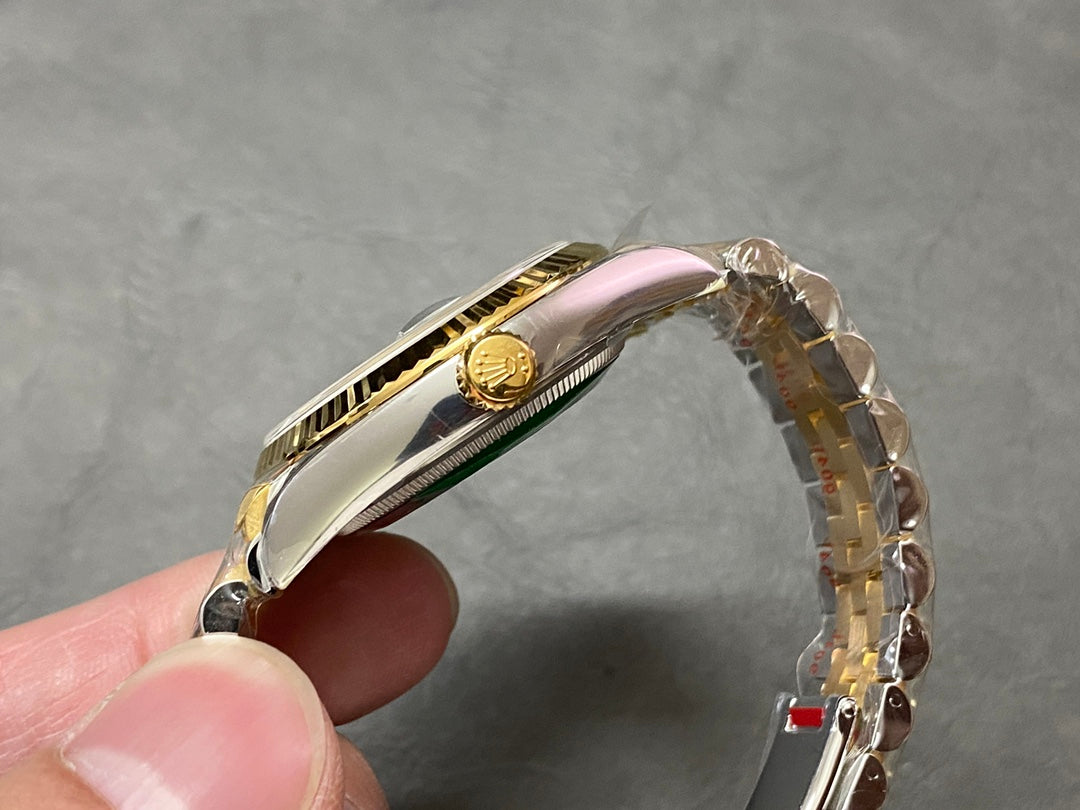 Rolex Oyster Perpetual Datejust 41 - Grey Yellow