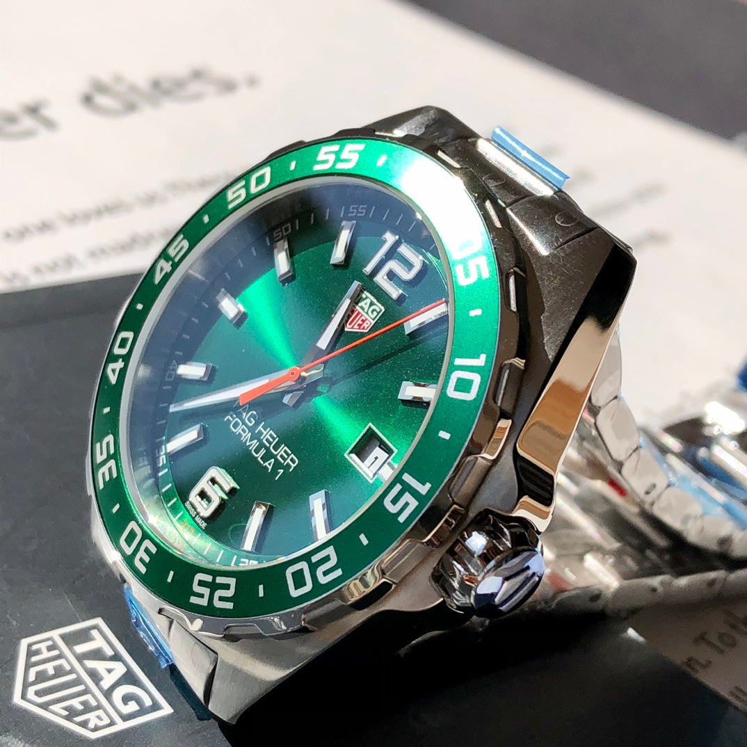 Green - White 904L steel - Quartz - 41mm