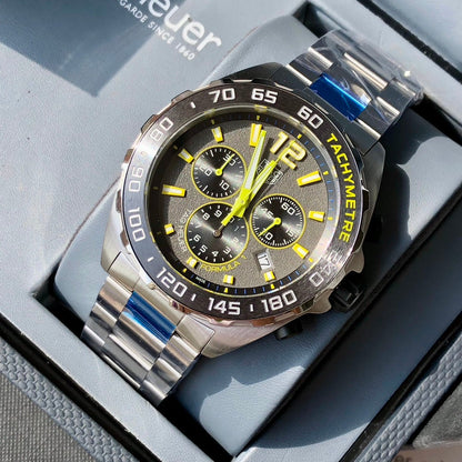 Chronograph - Yellow - 904L Steel - Quartz - 41mm