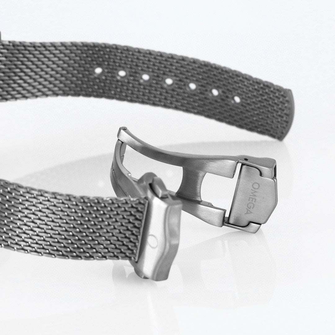 Top Version-210.90.42.20.01- Titanium - Automatic - 42mm