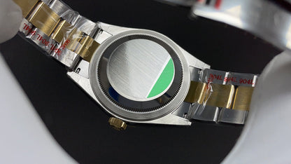 Rolex Sky-Dweller 42 - Black Silver Yellow Gold (Two-Tone)