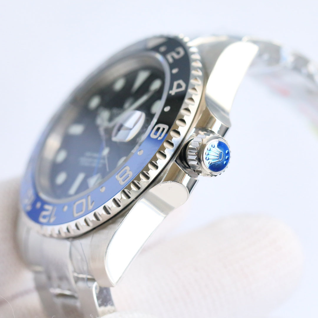 Rolex GMT-Master II, blue & black bezel (“Batman”)