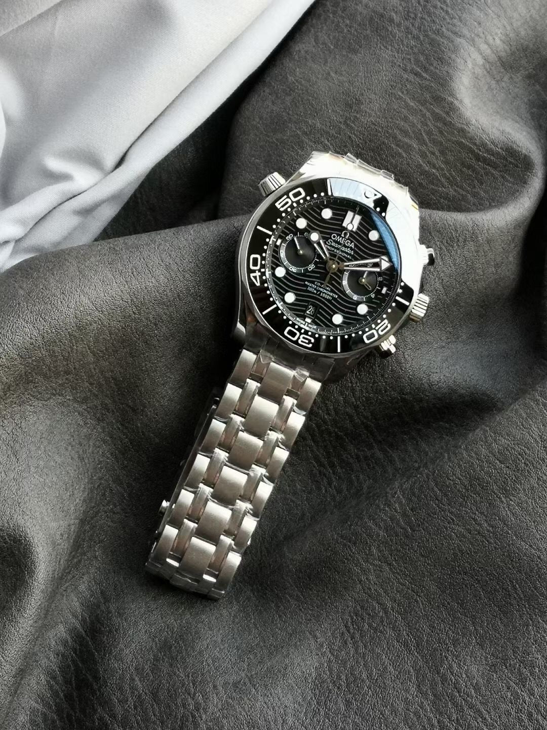 Compensation watch(without box)- Black Steel - Chronograph - Quartz - Automatic - 44mm