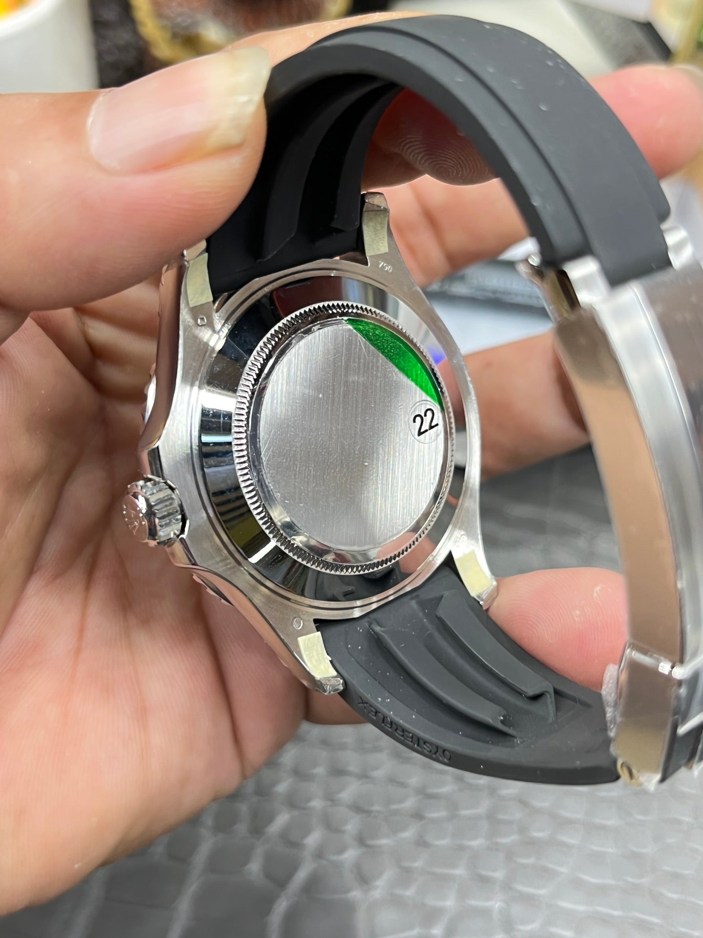 Rolex Yacht-Master 42, Oysterflex, black/white