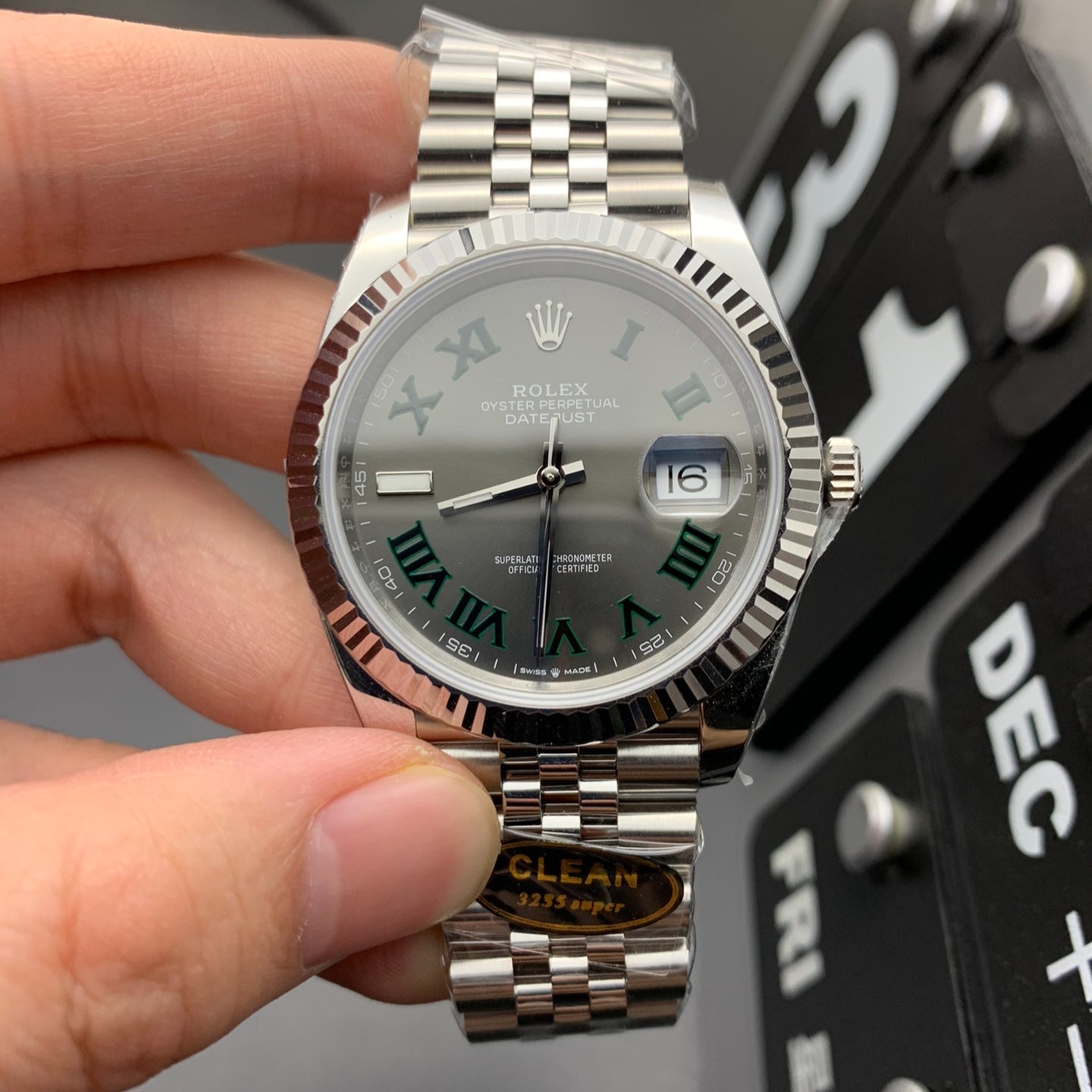 Rolex Oyster Perpetual Datejust 36/41, grey/silver dial