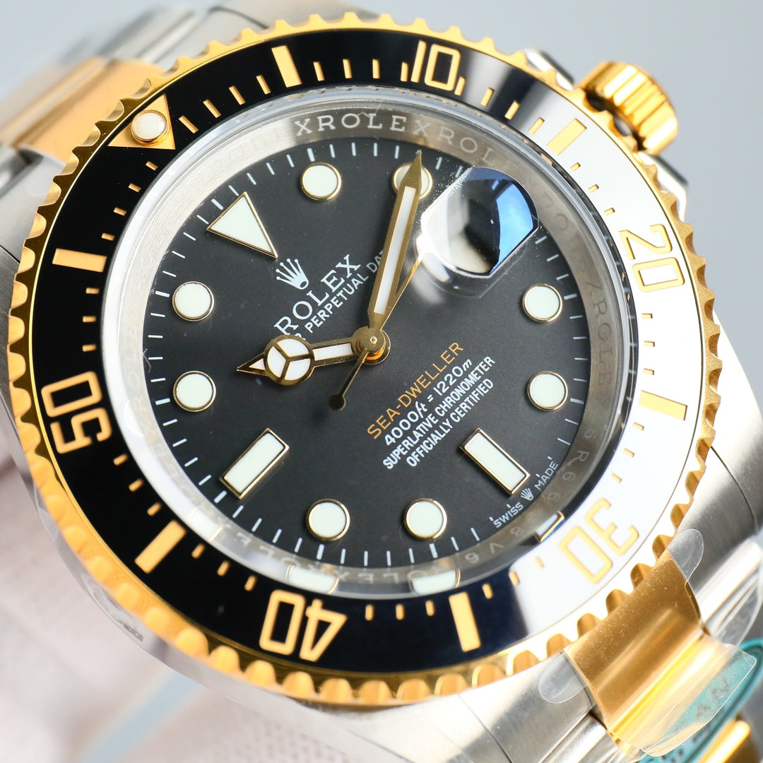 Rolex Sea-Dweller 43, steel & yellow gold