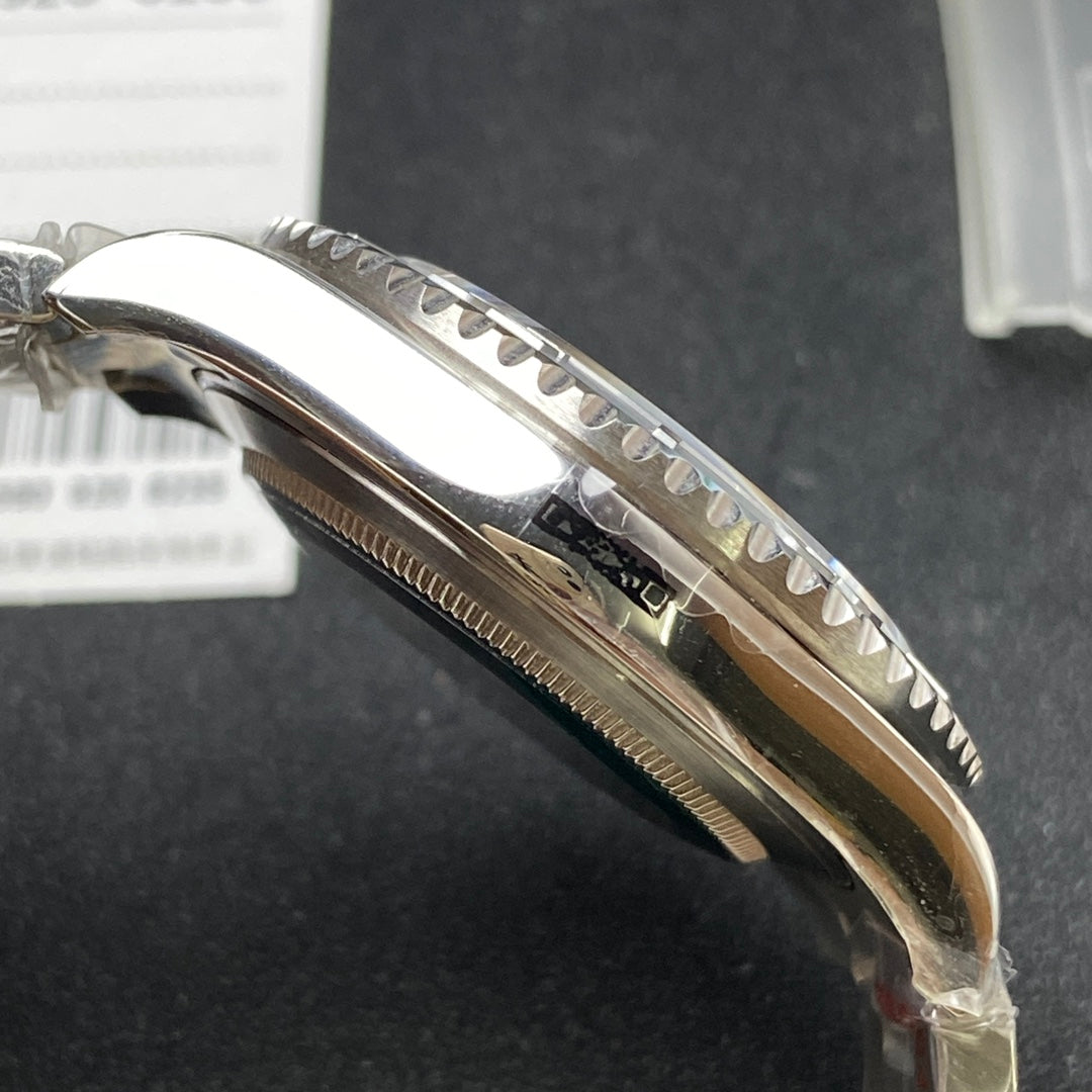 Rolex Yacht-Master 40 Rolesium (Grey Dial)