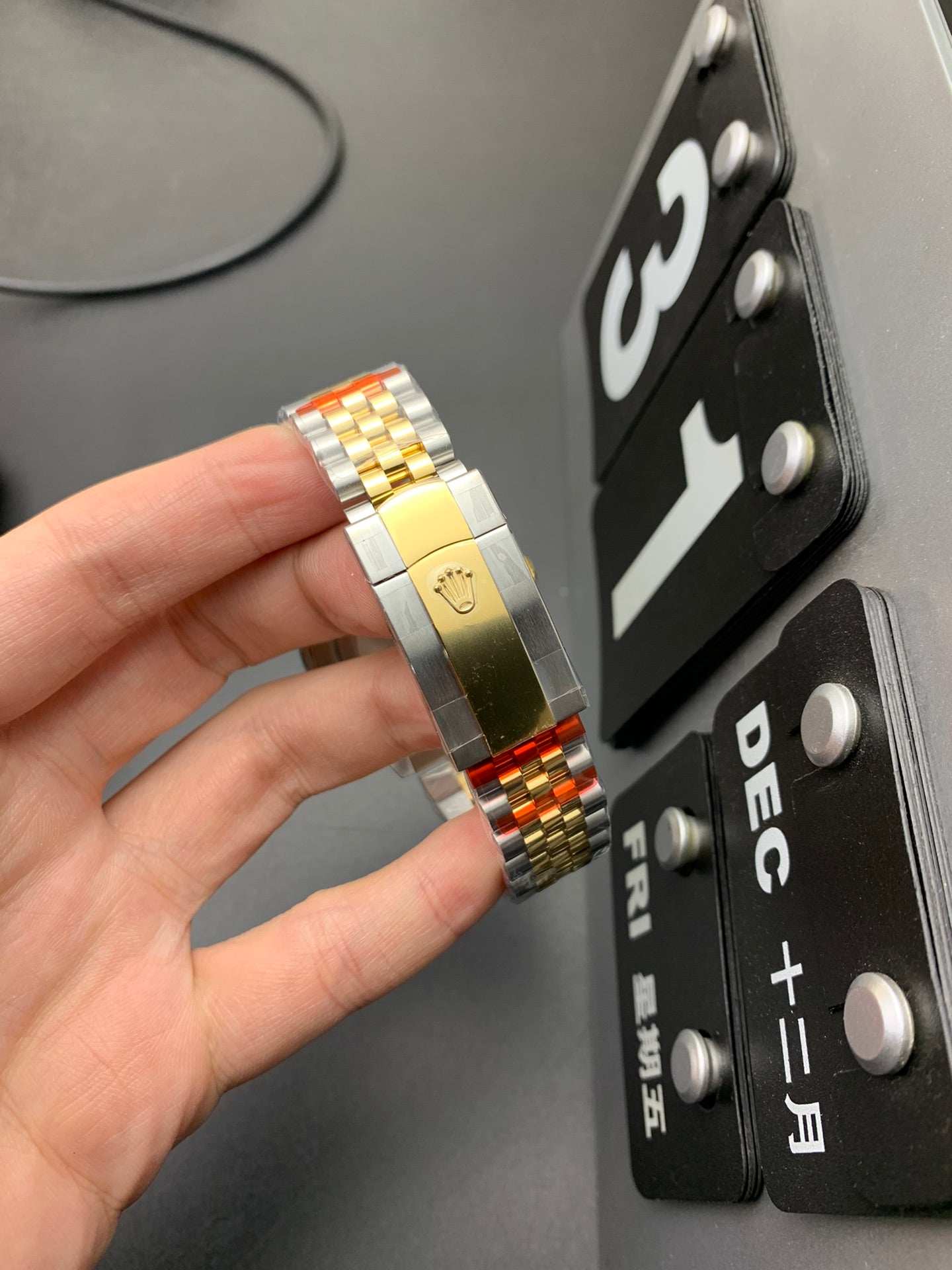 Rolex Day-Date 40 / Datejust 41, full yellow gold style